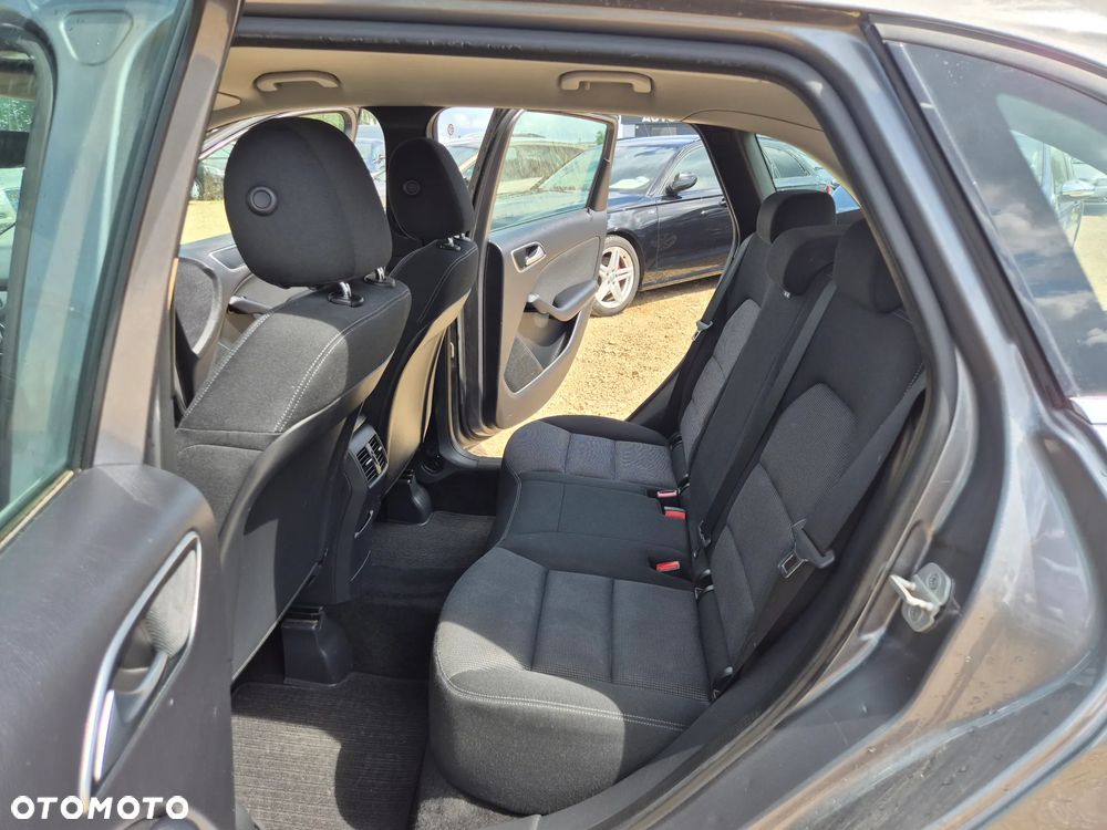 Mercedes-Benz Klasa B 180 CDI (BlueEFFICIENCY) - 6