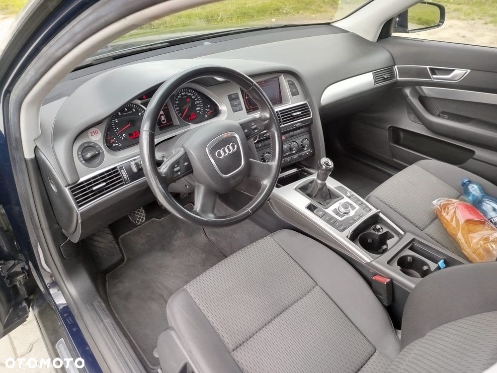 Audi A6 Limousine 2.4 - 10