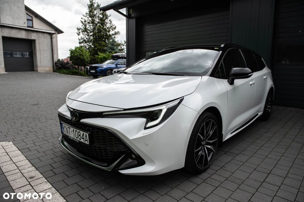 Toyota Corolla 2.0 Hybrid Comfort - 4