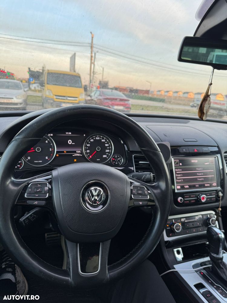 Volkswagen Touareg 3.0 V6 TDI BMT - 9