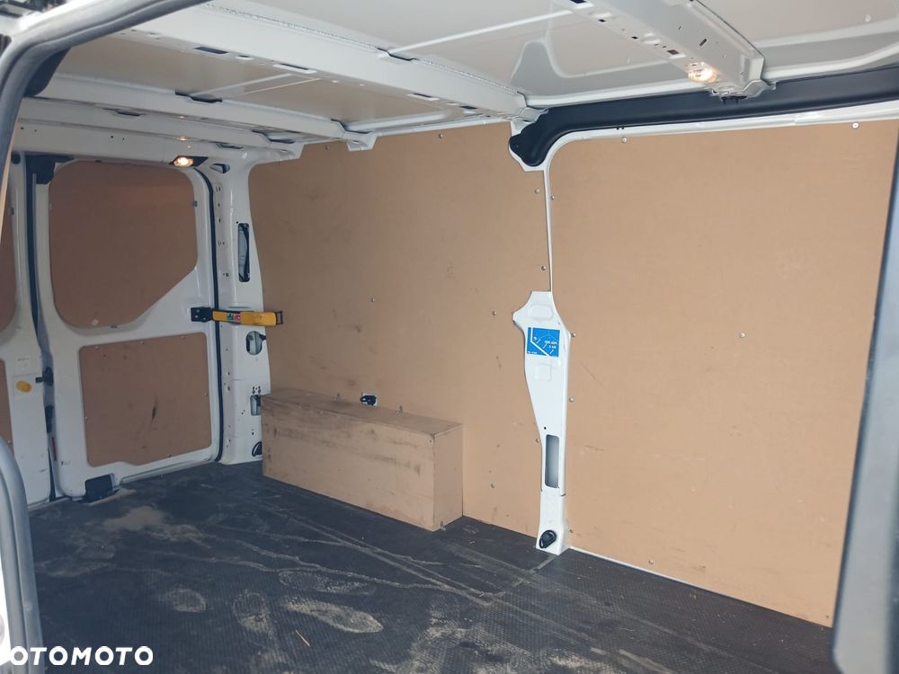 Ford Transit Custom - 10