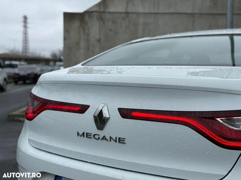 Renault Megane TCe GPF Zen - 21