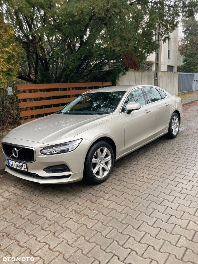 Volvo S90 D4 Momentum - 1