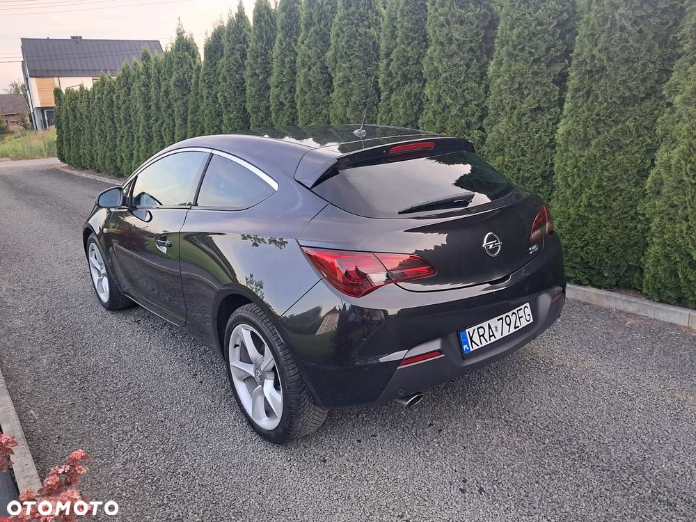Opel Astra 1.6 Turbo Edition - 3