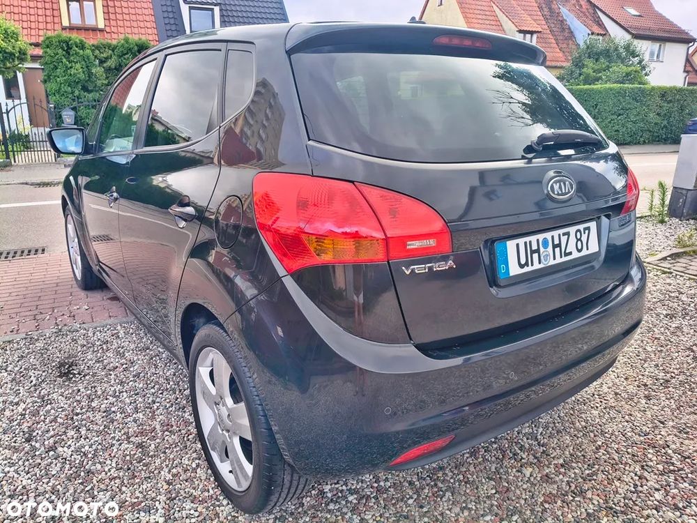 Kia Venga 1.6 CVVT Spirit - 13