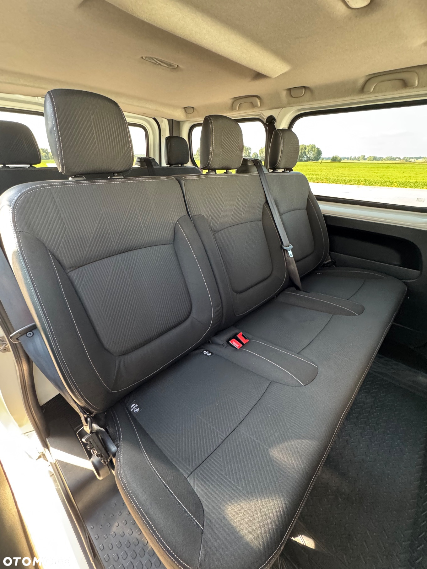Renault Trafic - 13