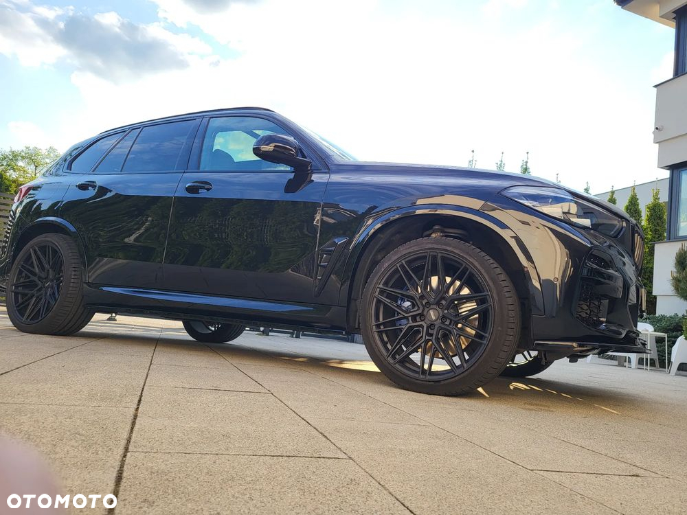 BMW X5 M M50i - 28