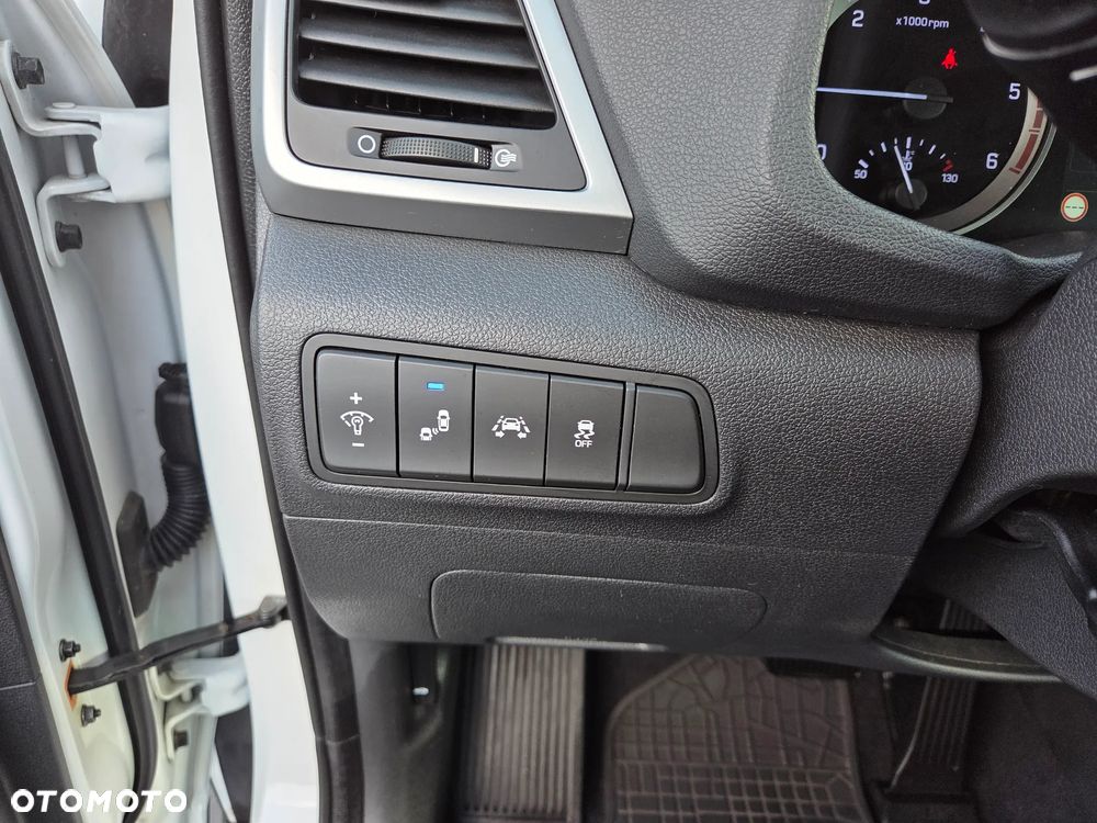 Hyundai Tucson 2.0 CRDI 4WD Automatik Premium - 10