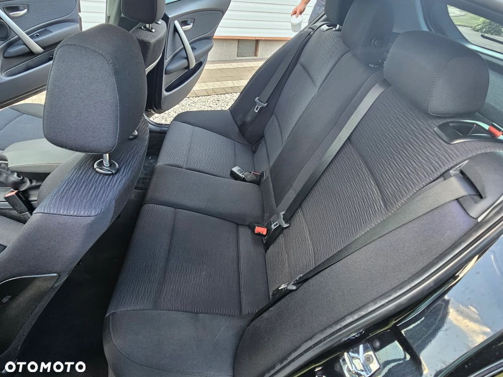 BMW Seria 1 - 28