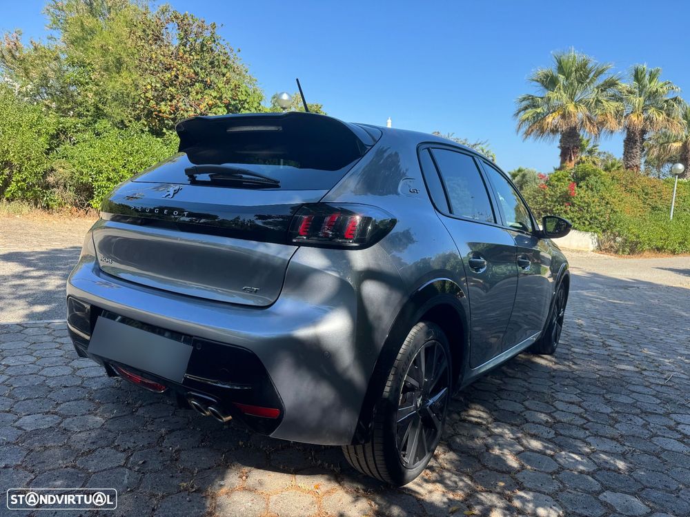 Peugeot 208 1.2 PureTech GT EAT8 - 7