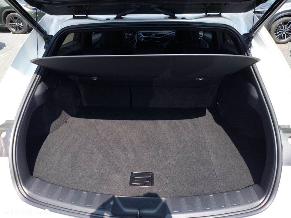 Lexus UX 250h GPF F Impression 2WD - 29