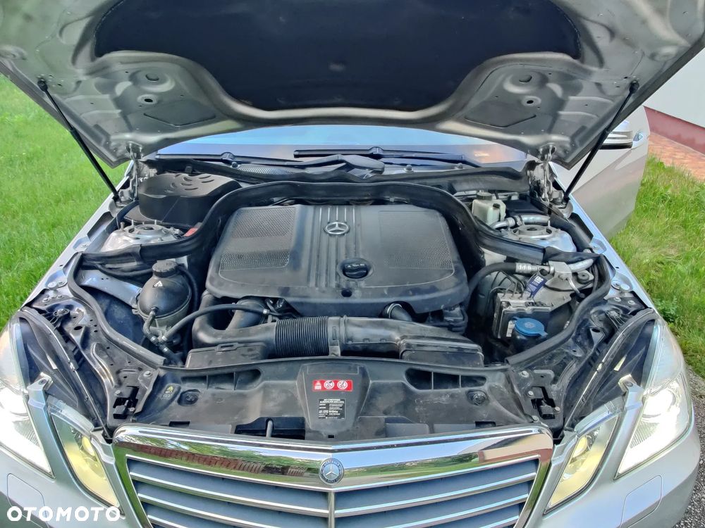 Mercedes-Benz Klasa E - 9