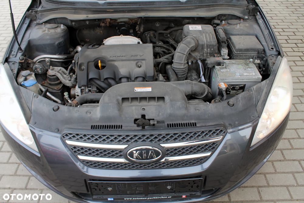 Kia Ceed 1.4 L - 24