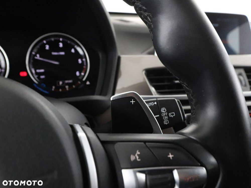 BMW X1 sDrive20d xLine - 31