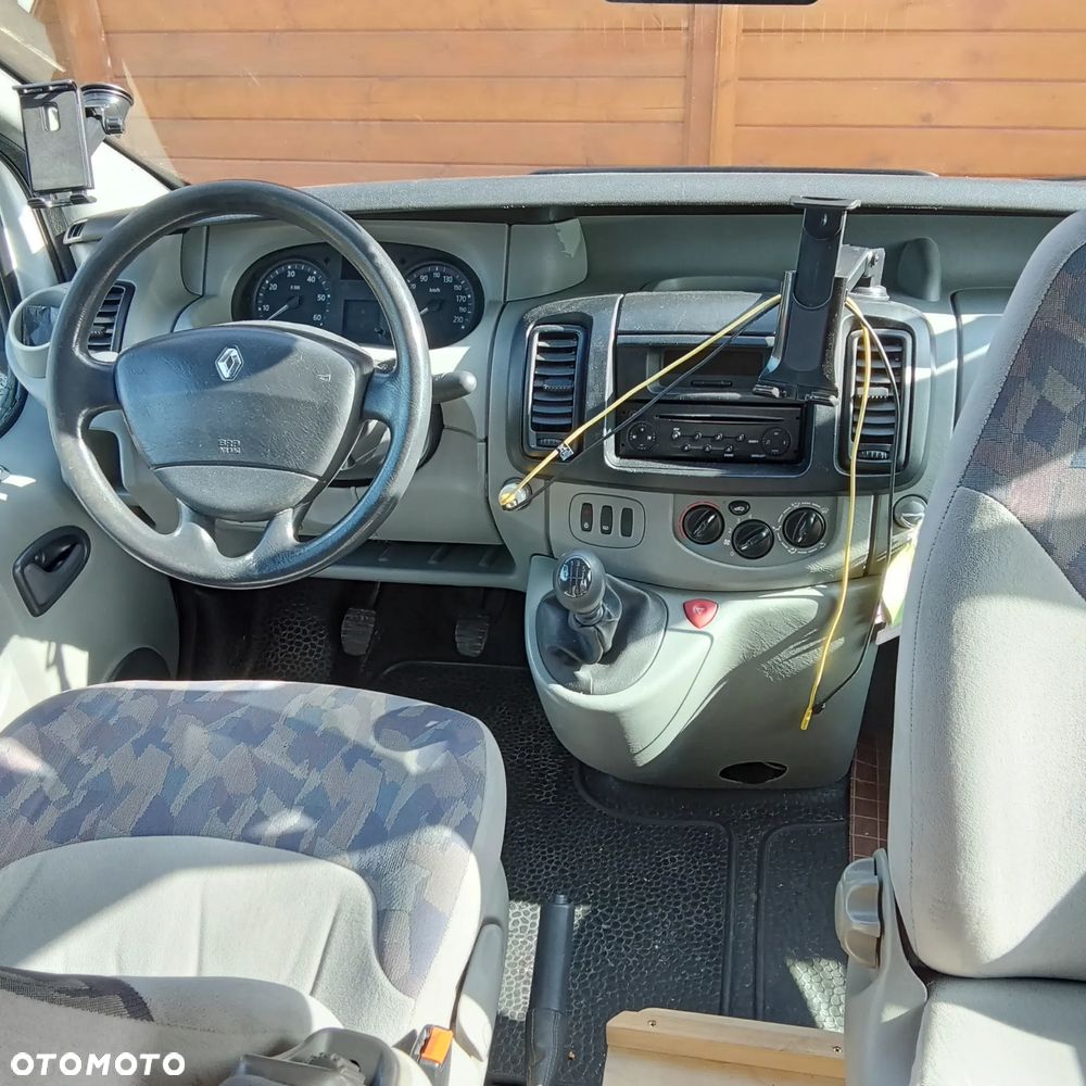 Renault Trafic - 11