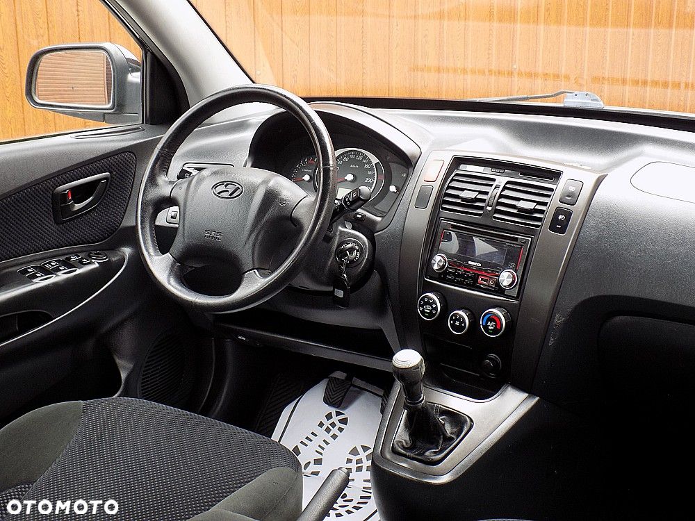 Hyundai Tucson 2.0 2WD GLS - 14