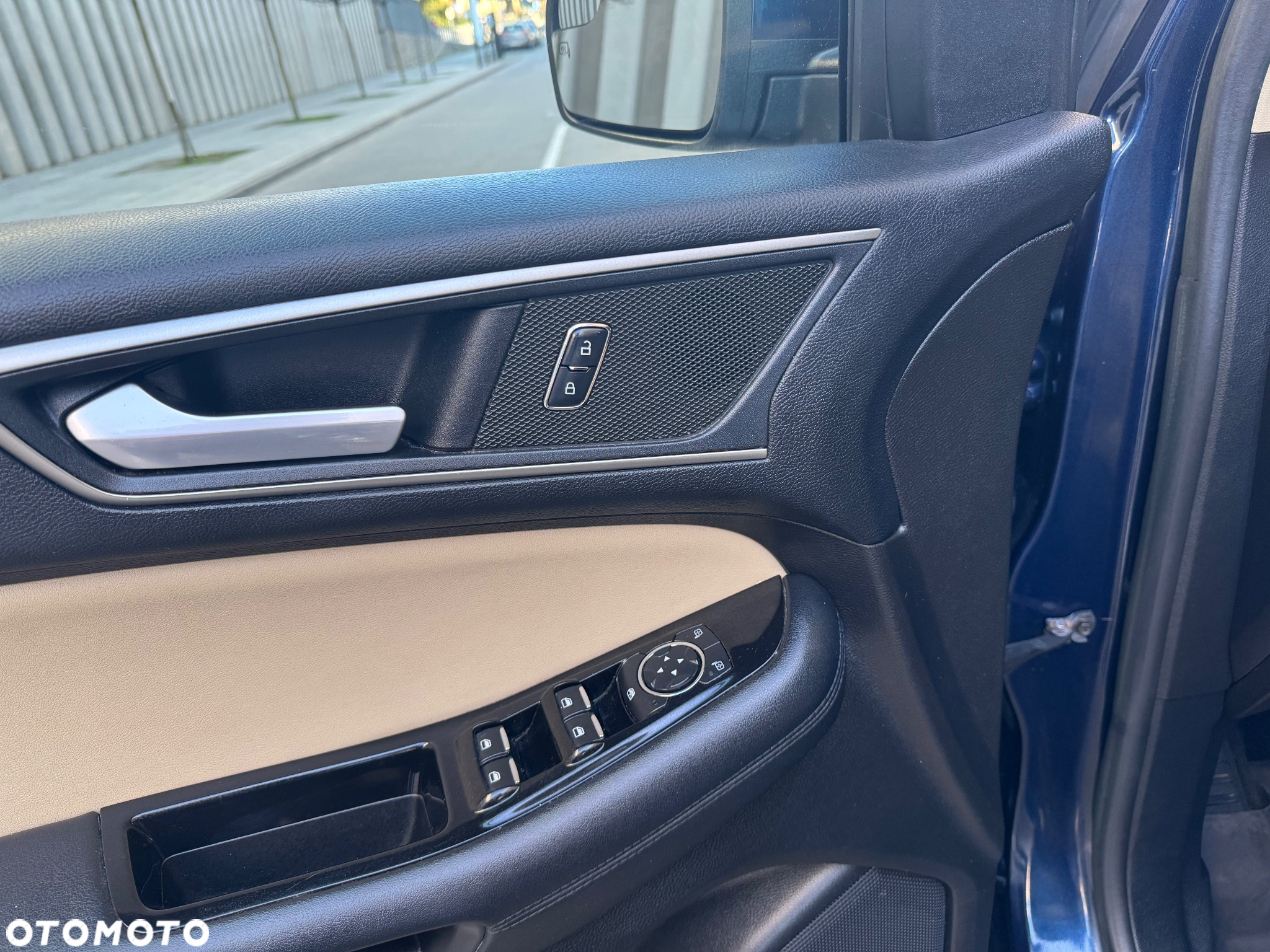 Ford Edge - 16