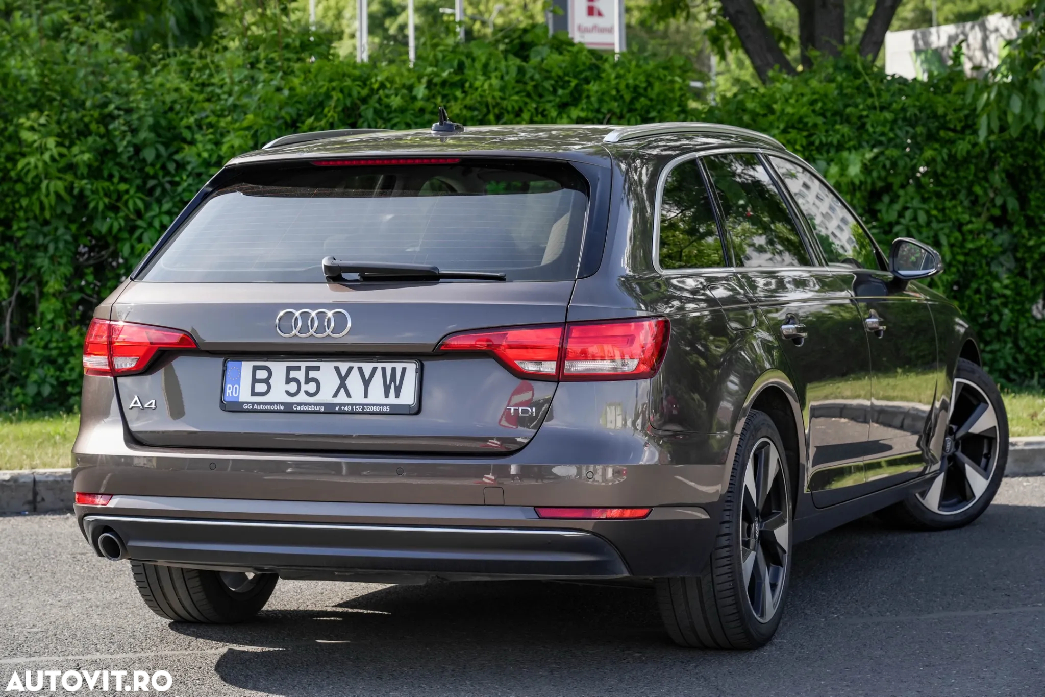 Audi A4 Avant 2.0 TDI ultra - 4