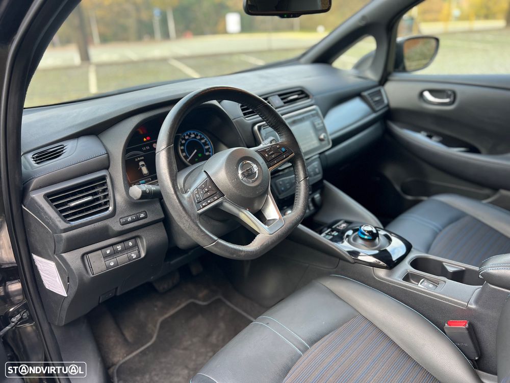 Nissan Leaf 40 kWh TEKNA - 6