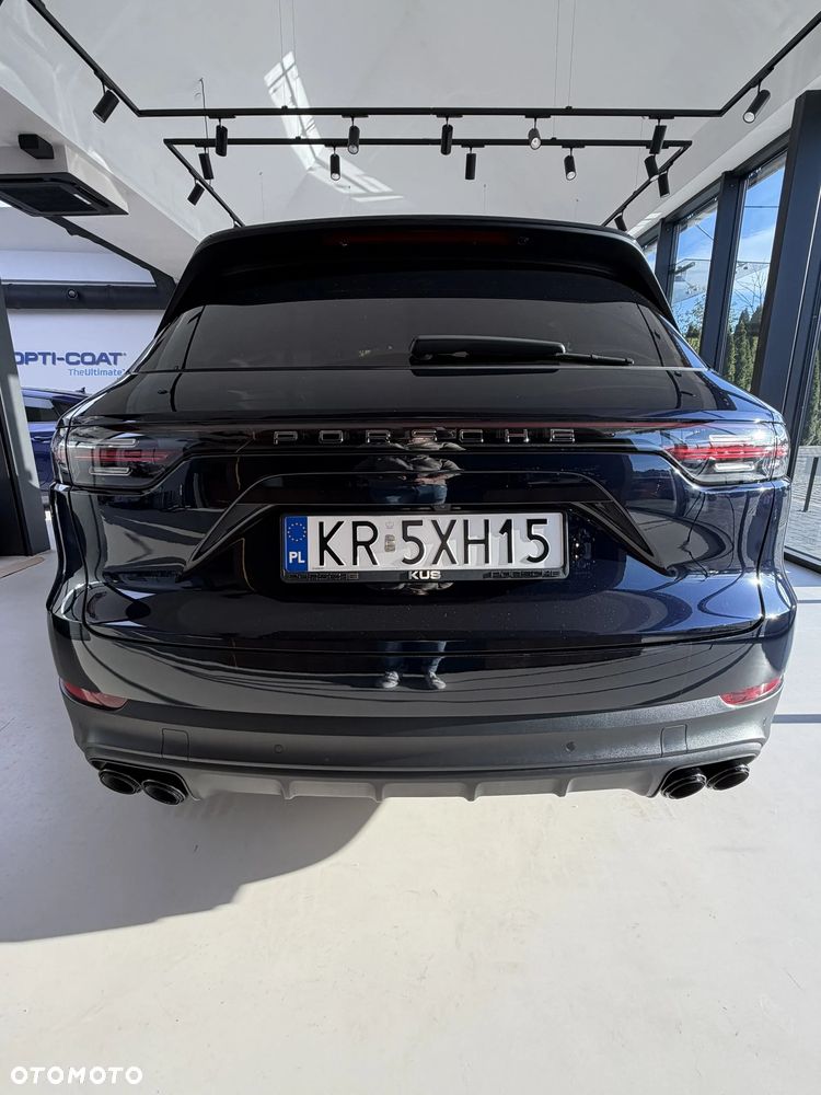 Porsche Cayenne - 13