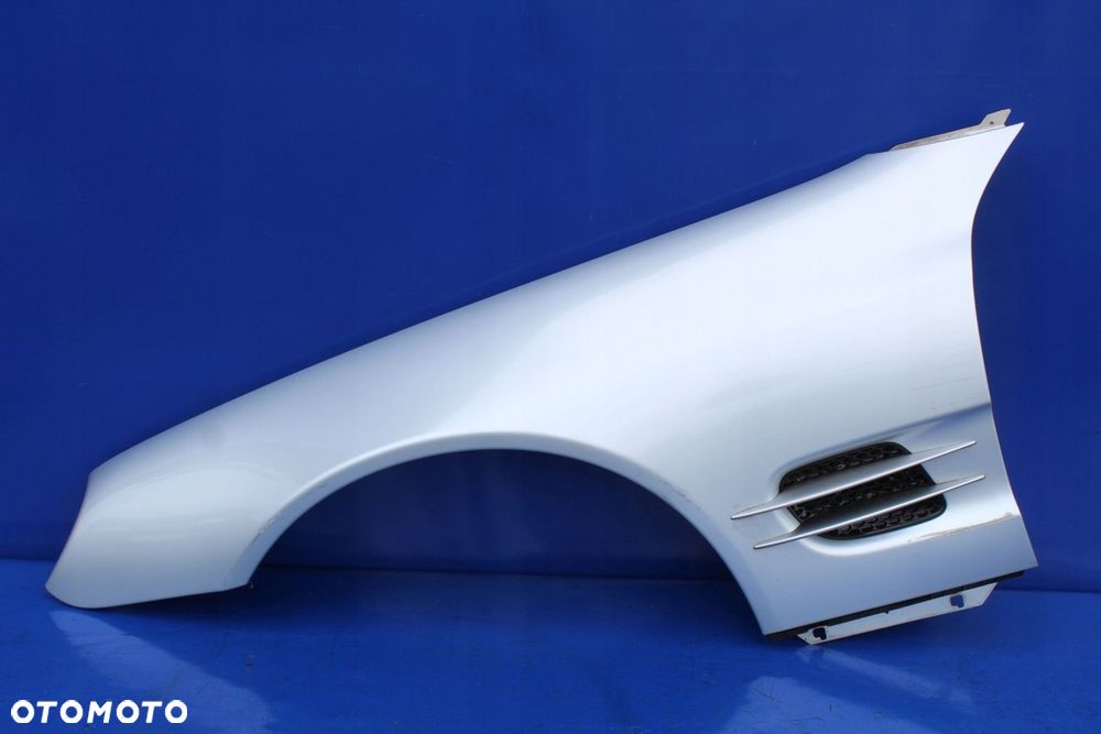 Błotnik przedni przód lewy OE Mercedes SL R230 W230 SL500 bez szpachli