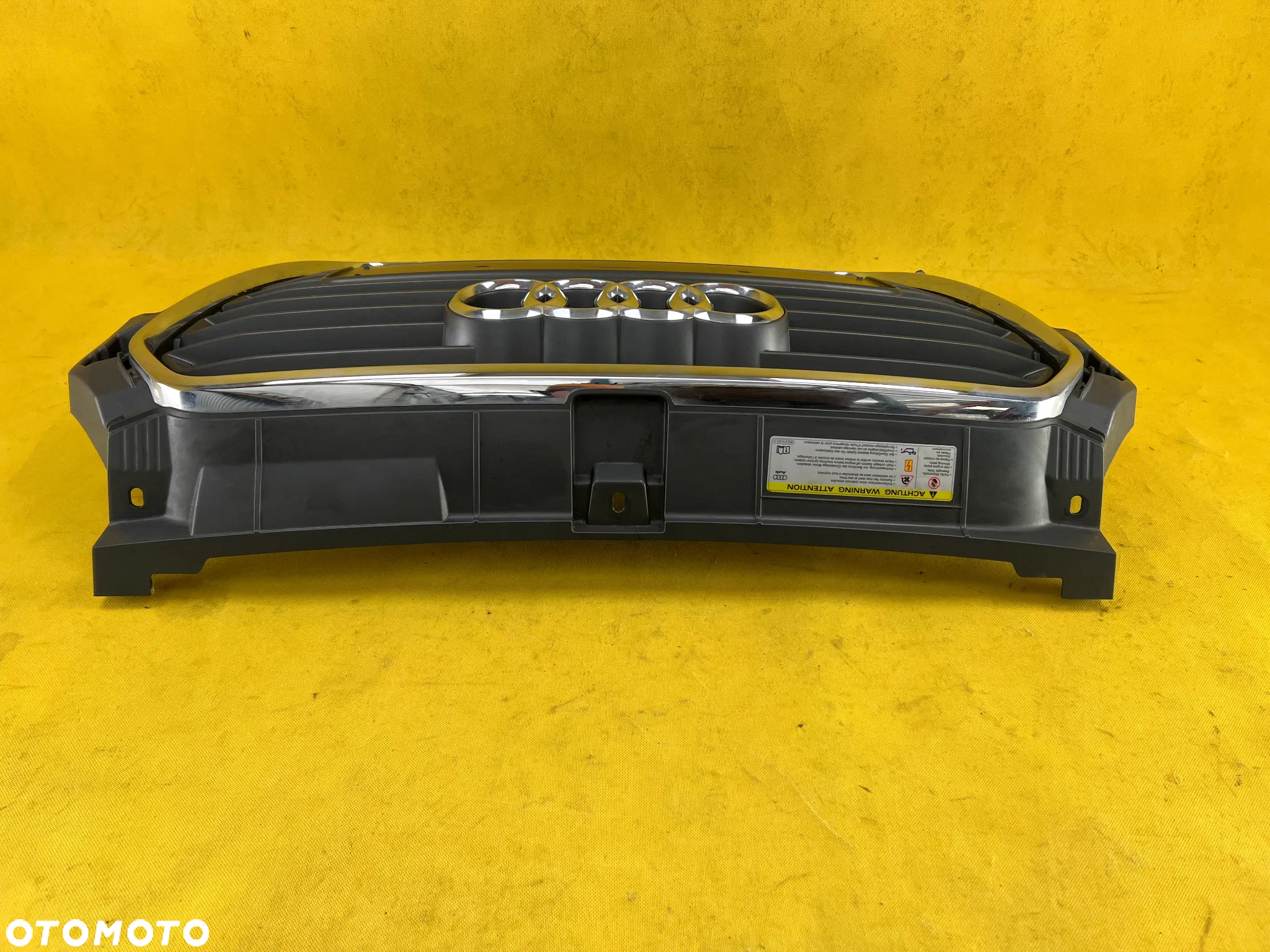 GRILL ATRAPA AUDI A1 8X0853651 ORYGINAŁ - 3