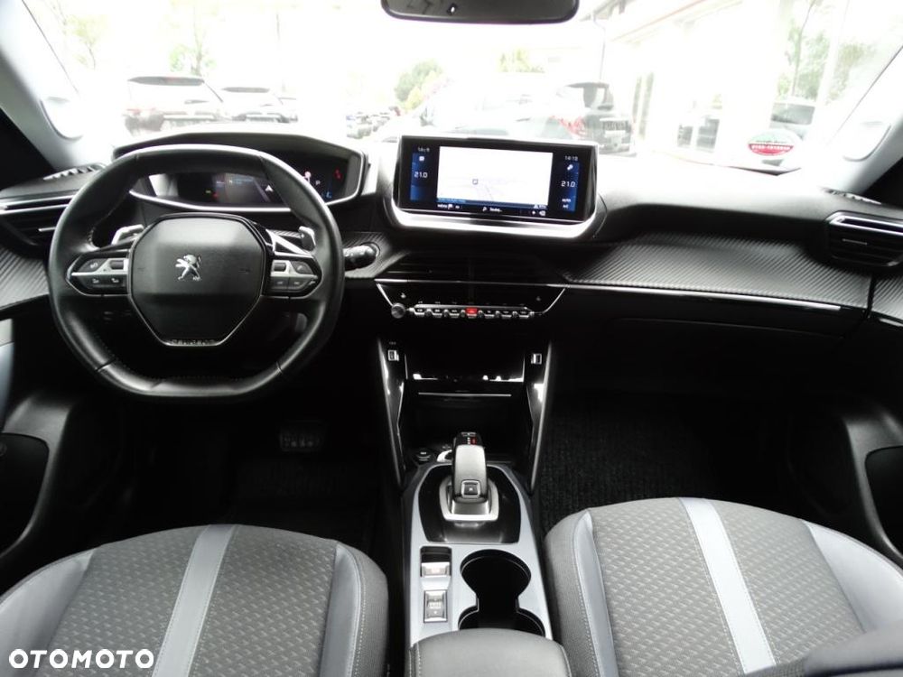 Peugeot 2008 - 13
