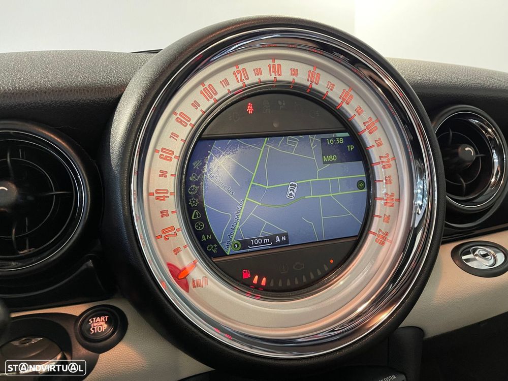 MINI Cabrio Cooper D - 22