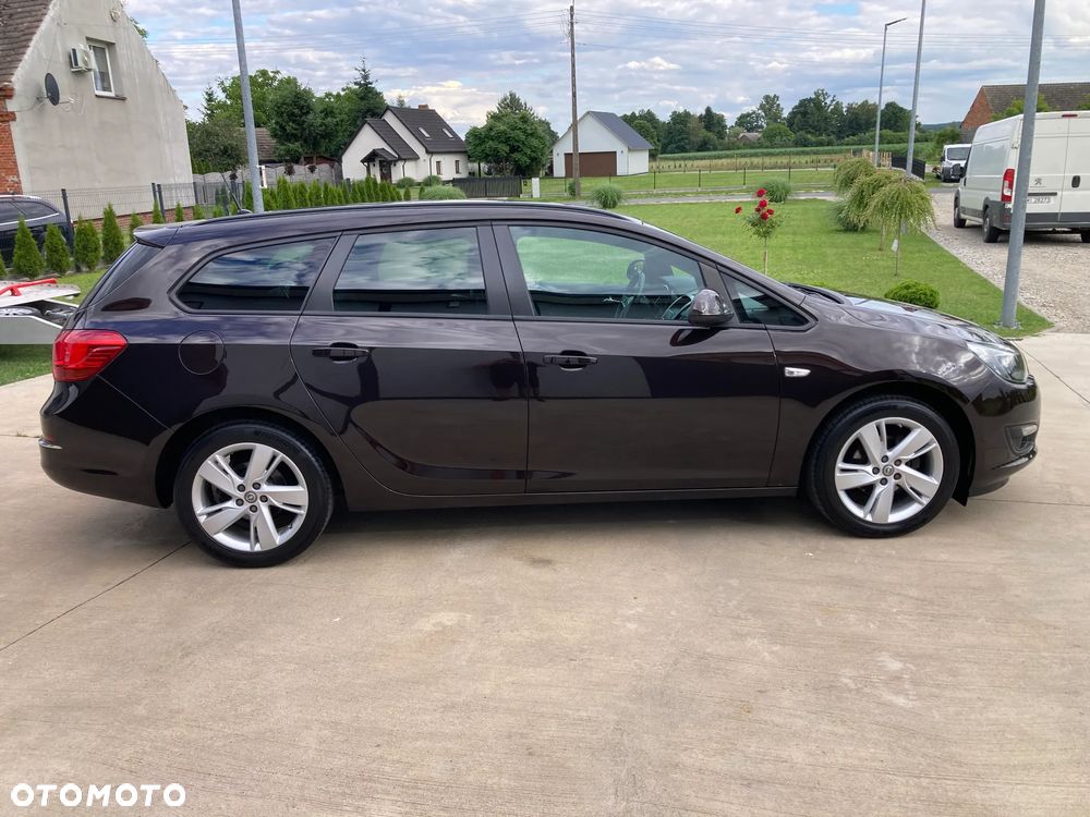 Opel Astra 1.4 T Cosmo EU6 - 5