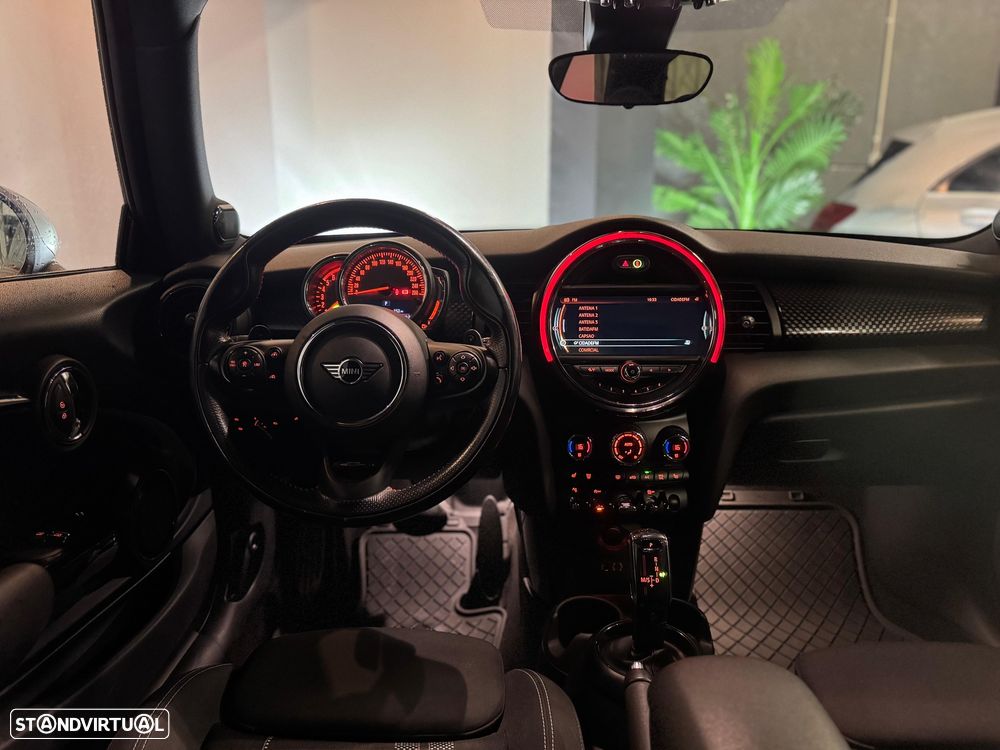 MINI 3 Portas Cooper SD Aut. - 34