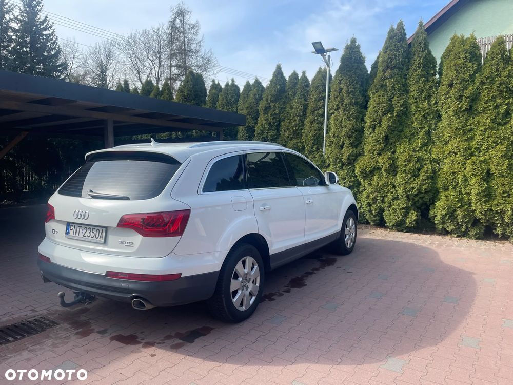 Audi Q7 - 2