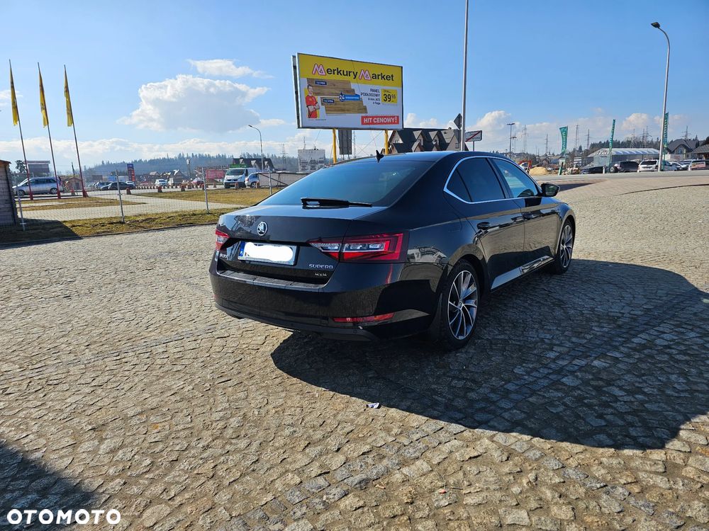 Skoda Superb 2.0 TDI 4x4 L&K DSG - 13