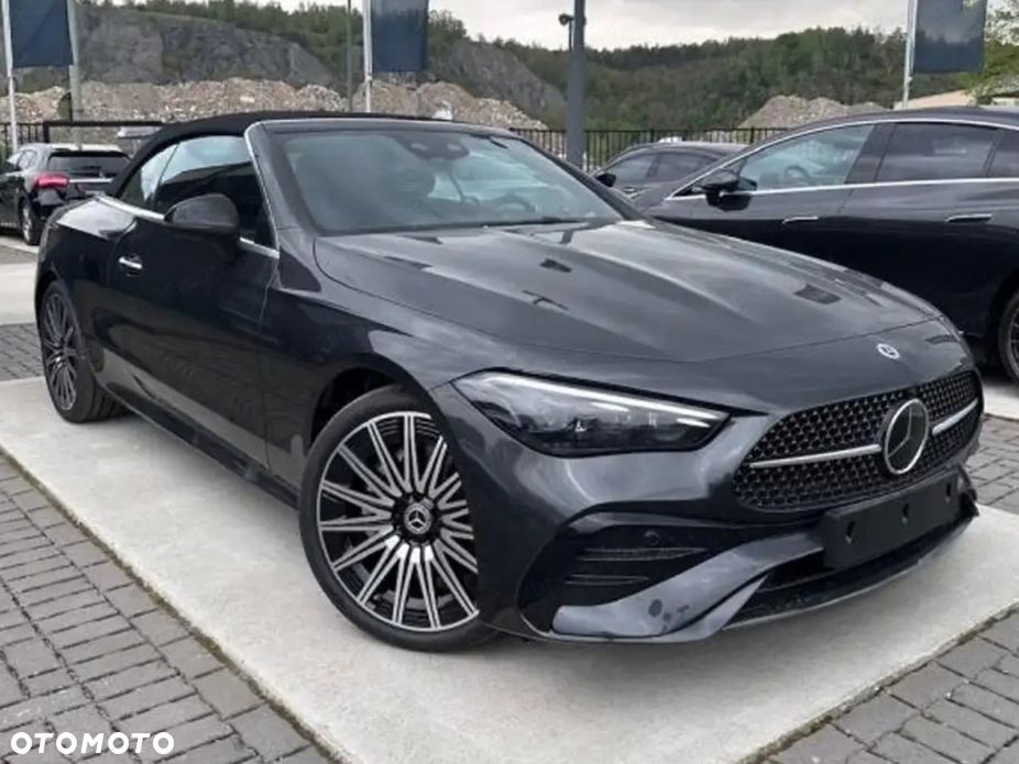 Mercedes-Benz CLE 300 mHEV 4-Matic AMG Line - 2