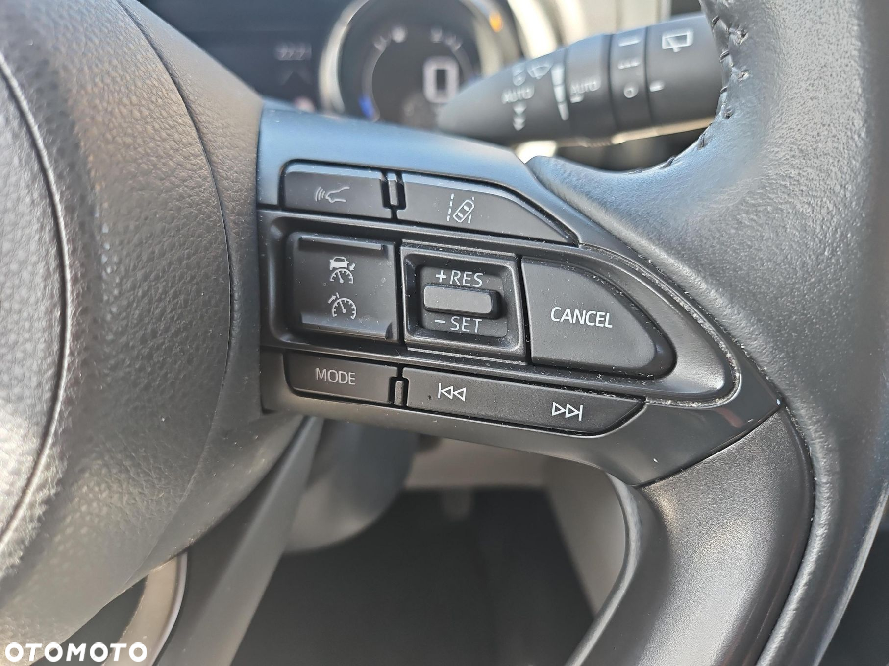 Toyota Yaris Hybrid 1.5 Executive - 17
