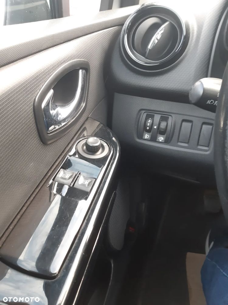 Renault Clio dCi 75 Expression - 9