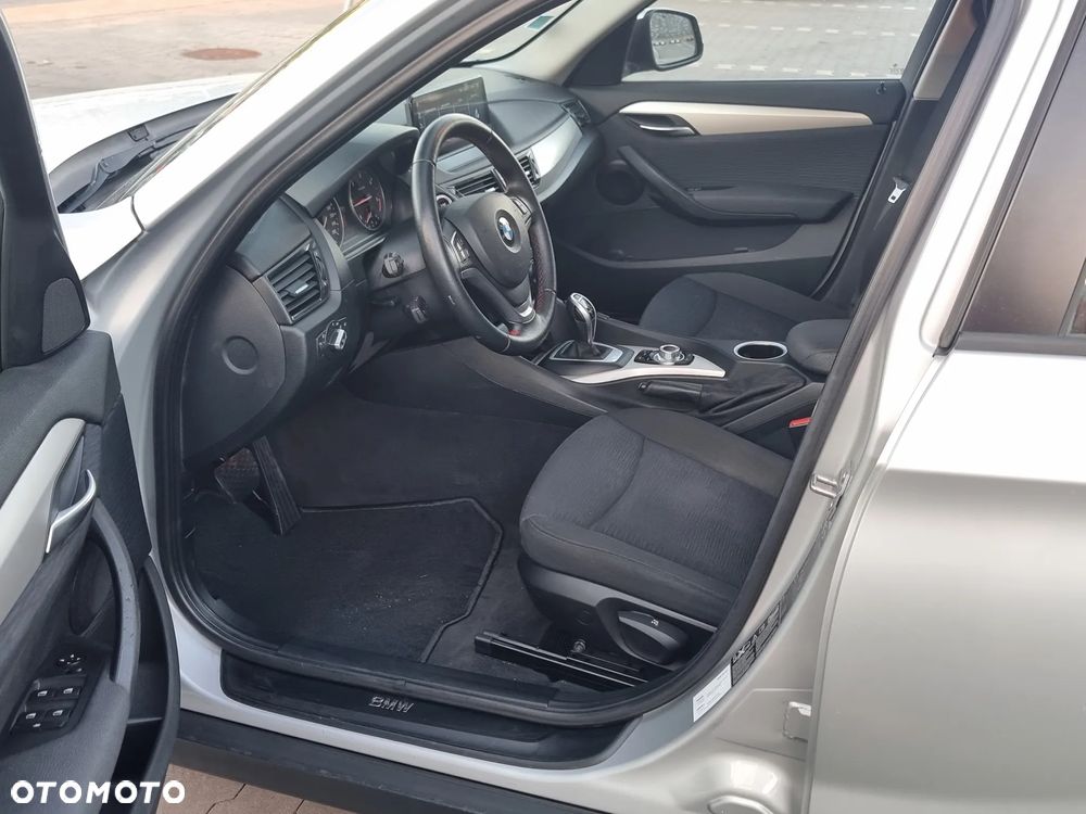 BMW X1 xDrive25d - 10