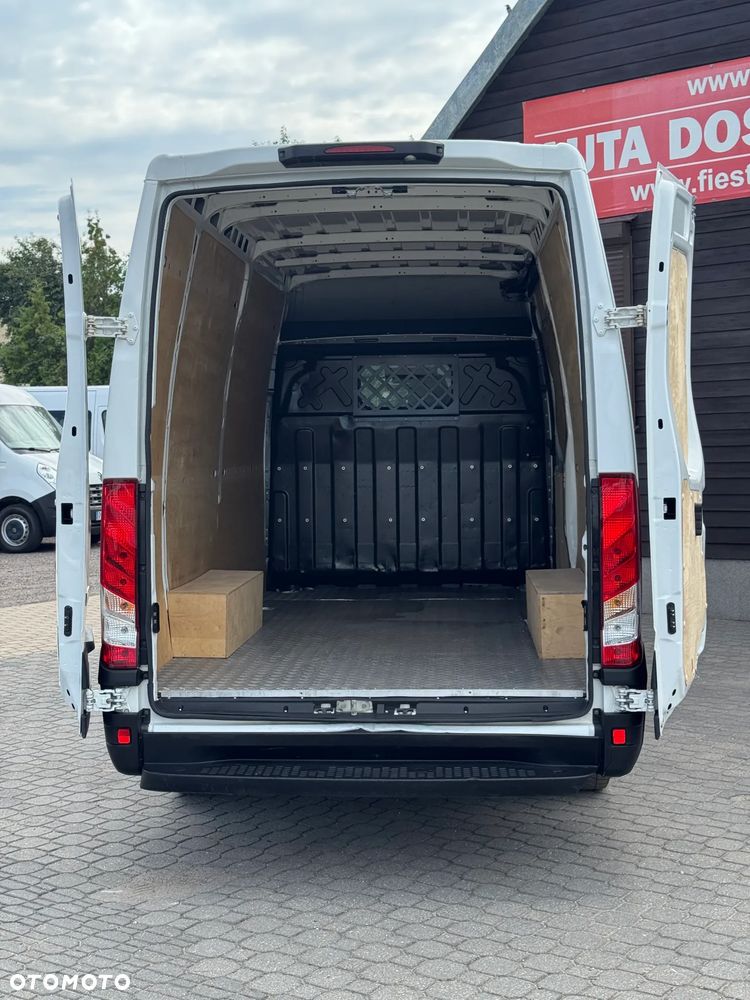 Iveco 35S18 - 8