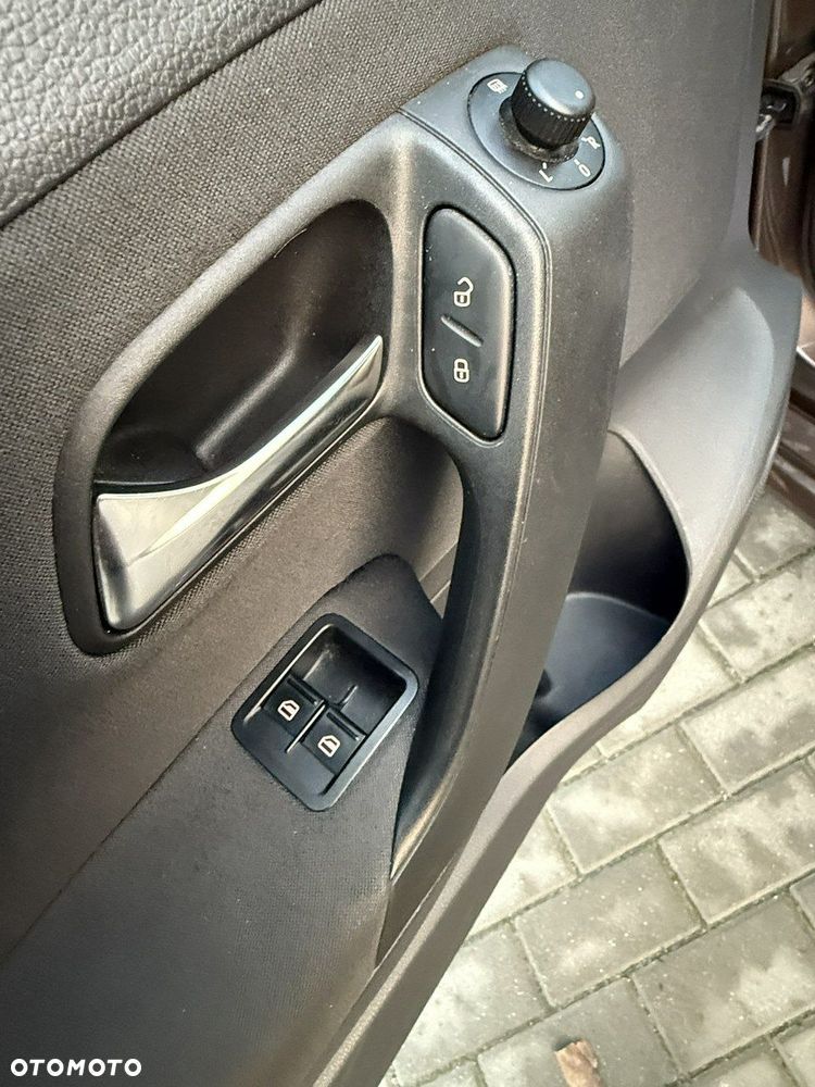 Volkswagen Polo - 15