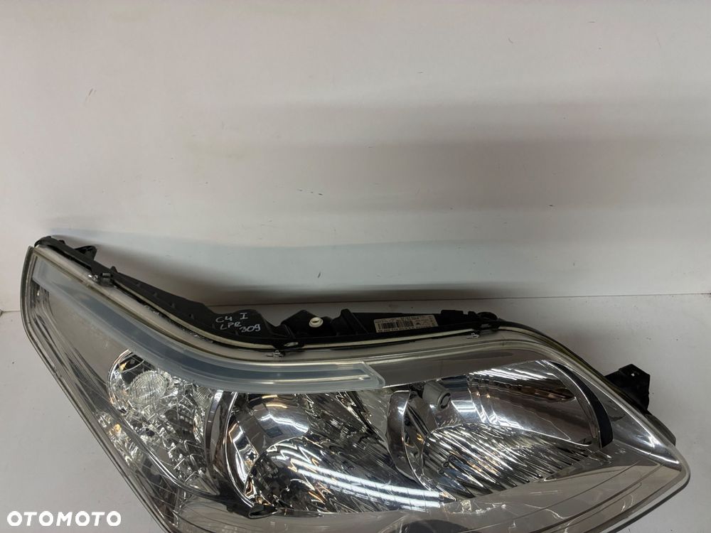 CITROEN C4 I MK1 LAMPA PRZÓD PRZEDNIA PRAWA  EUROPA 9646893880 - 7