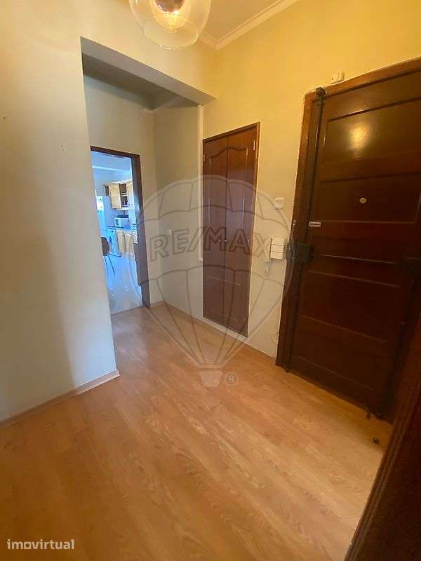 Apartamento T2 para arrendamento - Grande imagem: 2/23