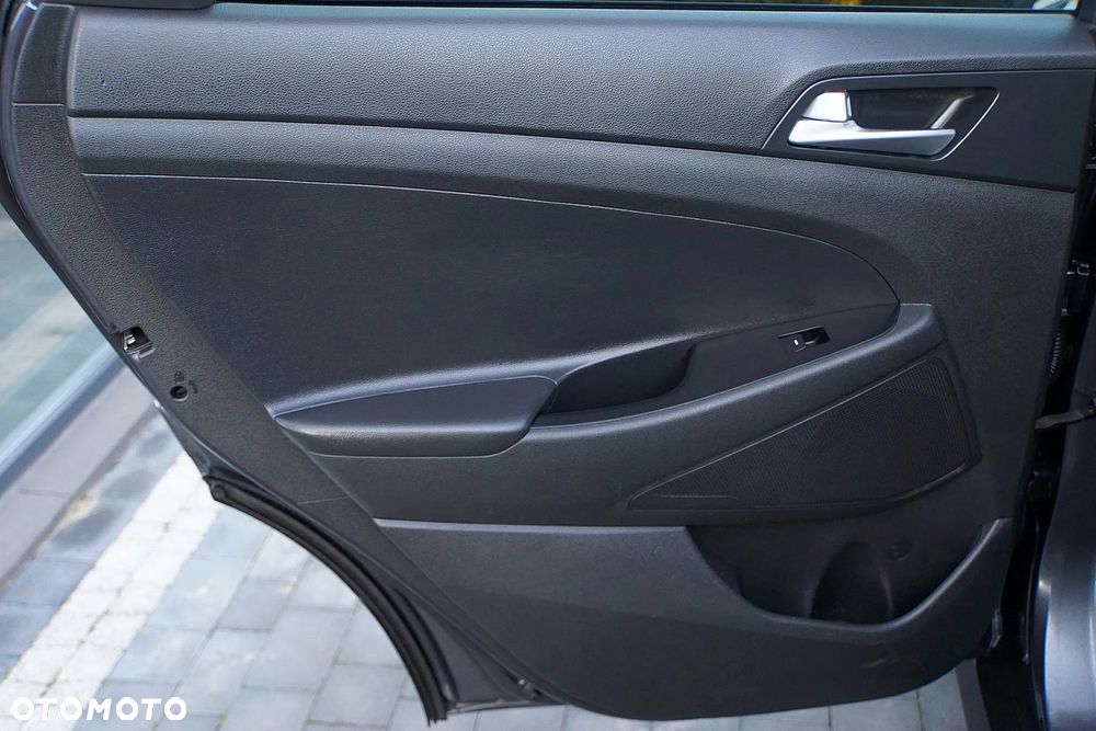 Hyundai Tucson blue 1.6 GDi 2WD Passion - 37