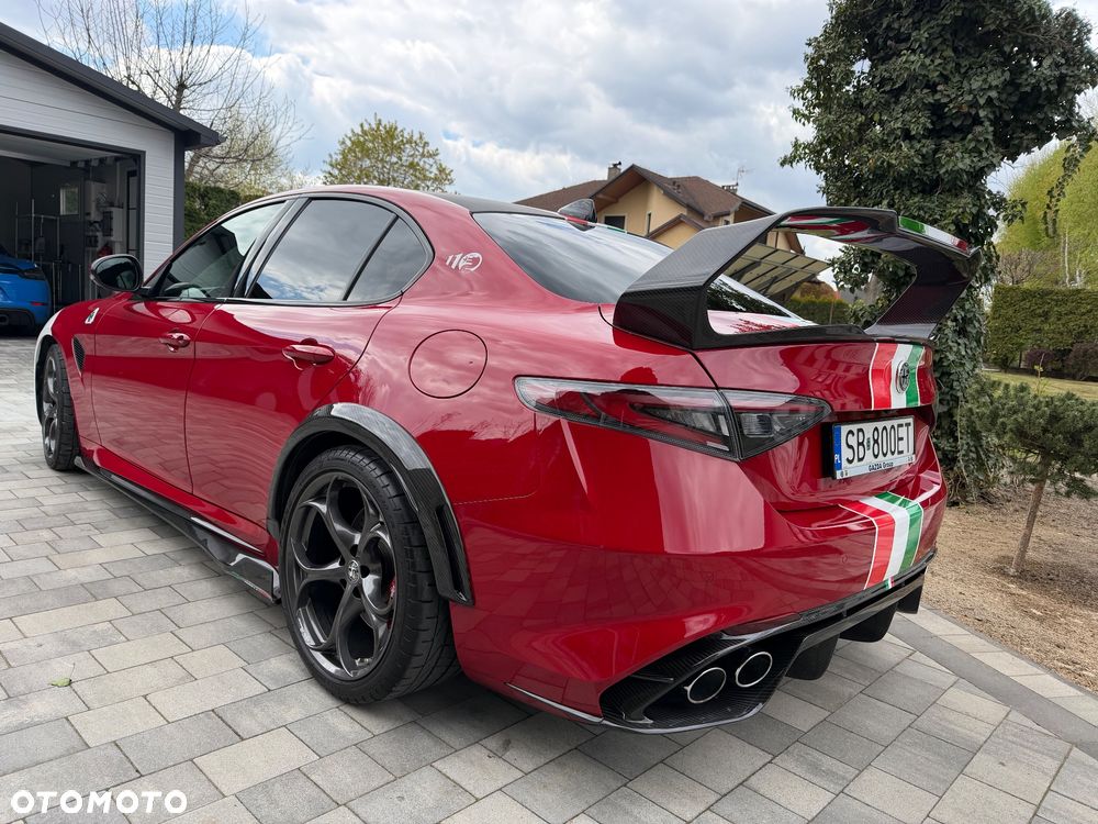 Alfa Romeo Giulia 2.9 Bi Turbo V6 Quadrifoglio - 3