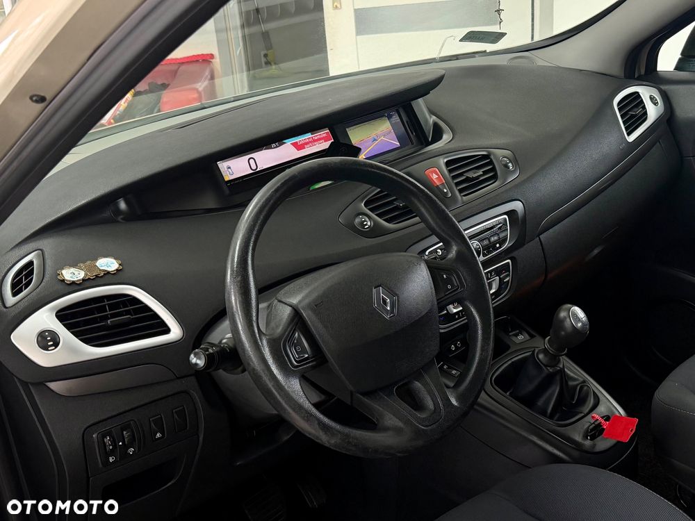 Renault Scenic - 5