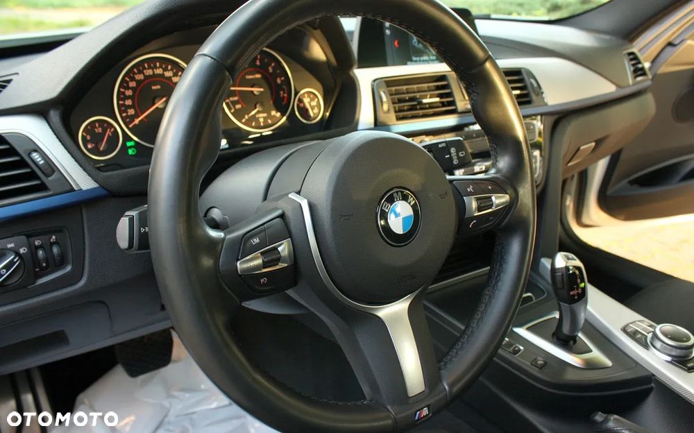BMW Seria 3 320i GPF M Sport - 14
