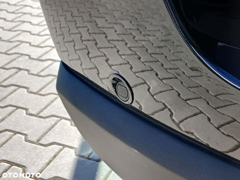 Chrysler Pacifica - 35