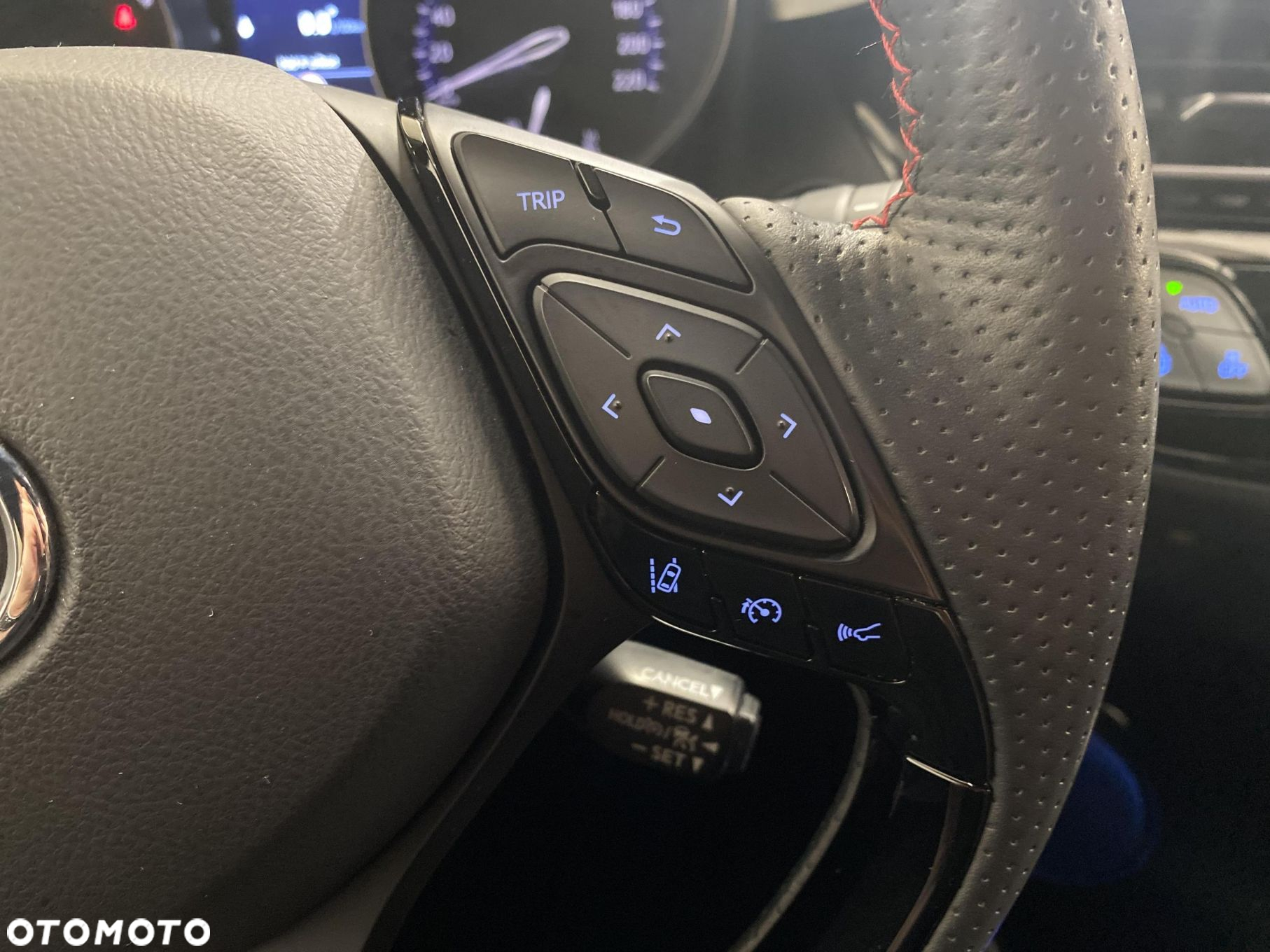 Toyota C-HR 1.8 Hybrid GPF GR Sport - 18