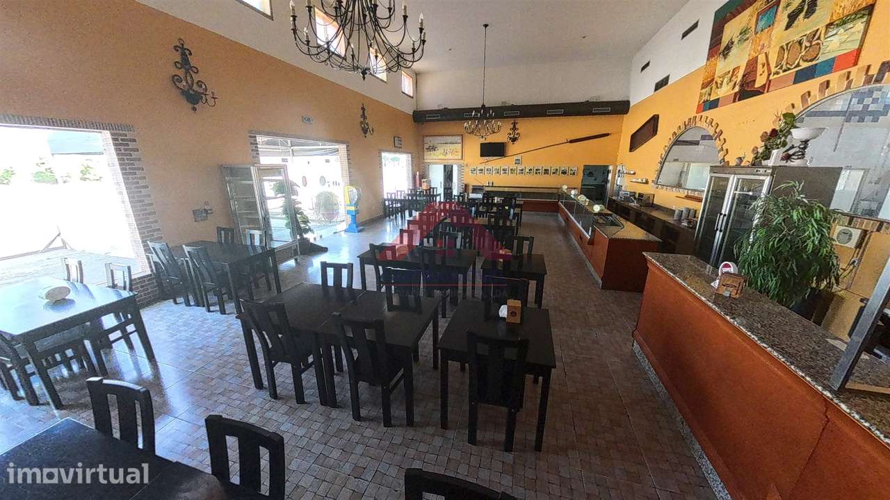 Armazém  Venda em Muge,Salvaterra de Magos - Grande imagem: 4/15