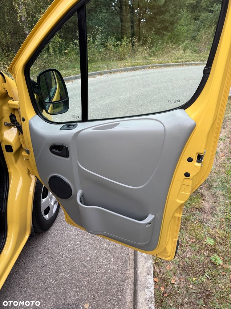 Opel Vivaro - 16