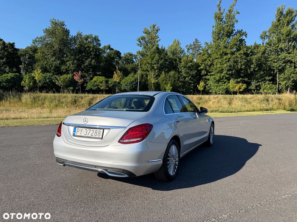 Mercedes-Benz Klasa C 180 7G-TRONIC - 11