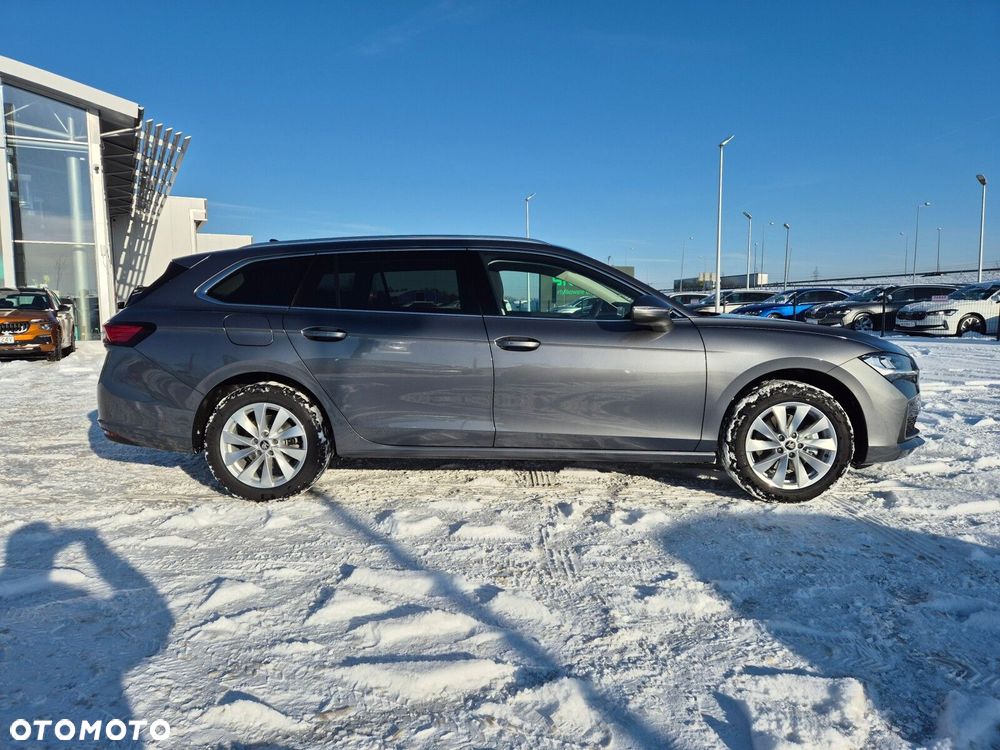 Skoda Superb 2.0 TDI SCR Selection DSG - 4